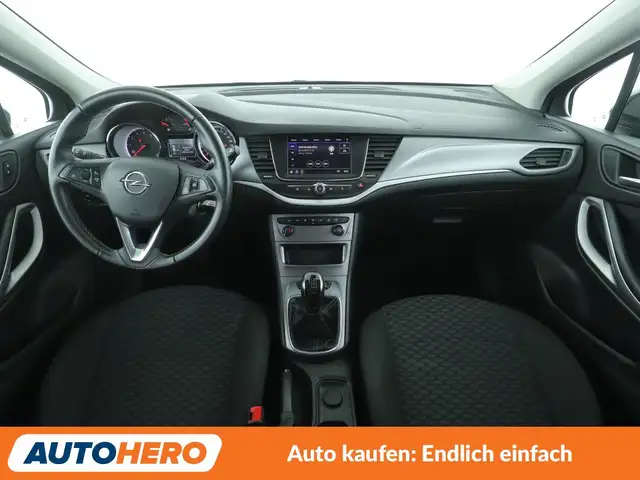 Opel Astra view 12