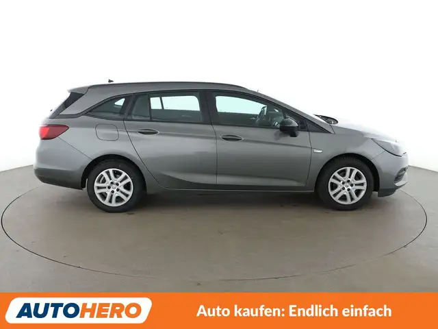 Opel Astra view 7