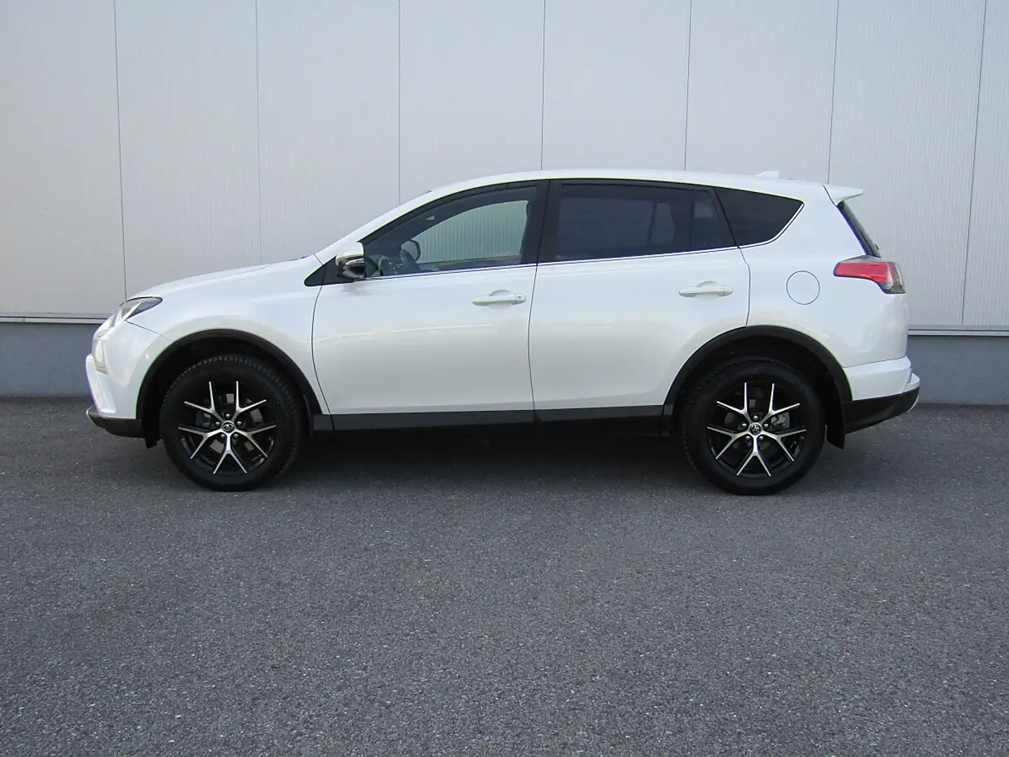 Toyota RAV 4 RAV4 2,5 Hybrid Active 4WD Aut. Weiß - 2