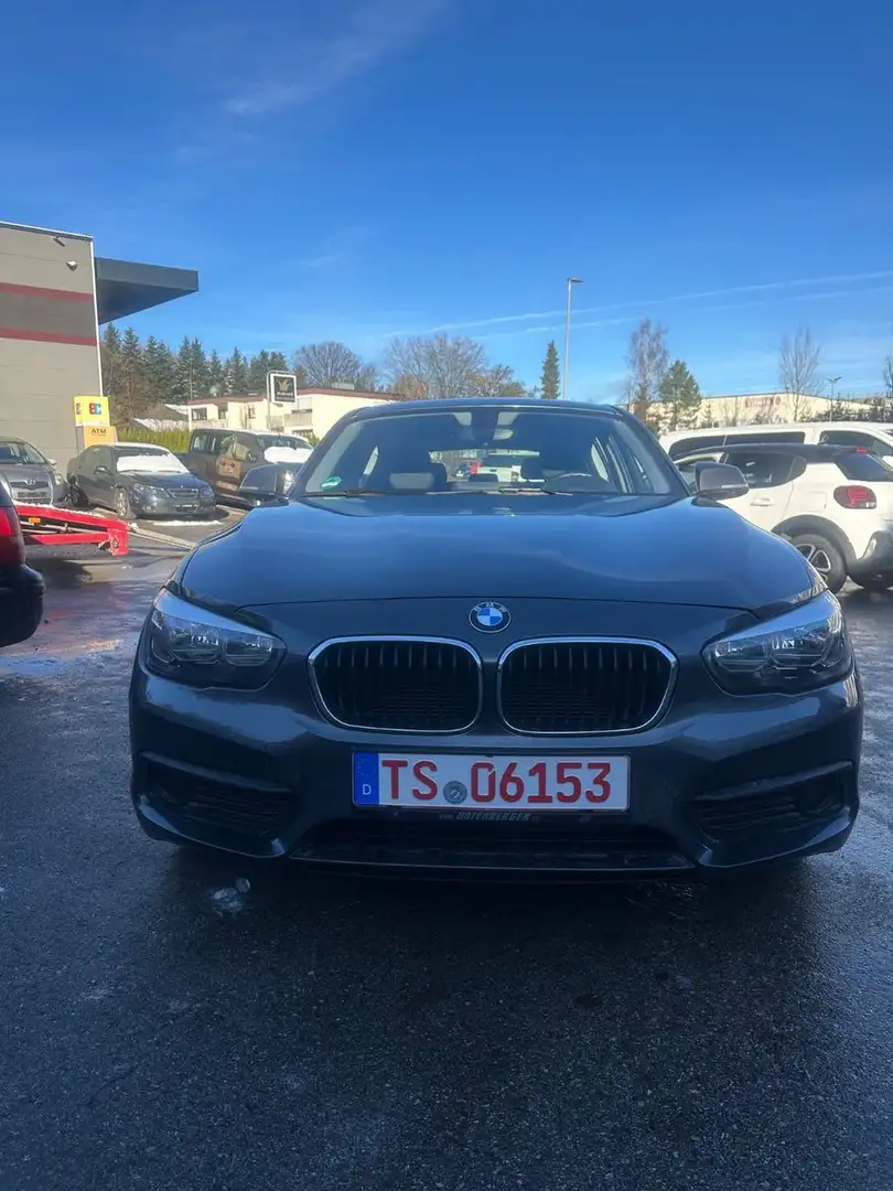 BMW 116 1 Limousine 5-trg. 116 i Grigio - 2