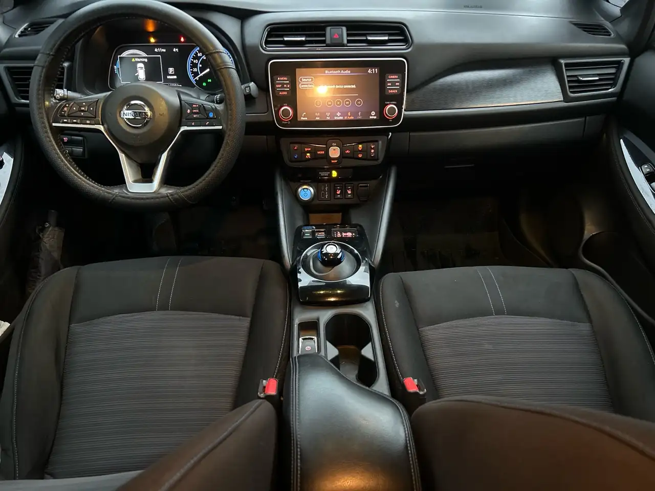 Nissan Leaf снимка Nissan Leaf