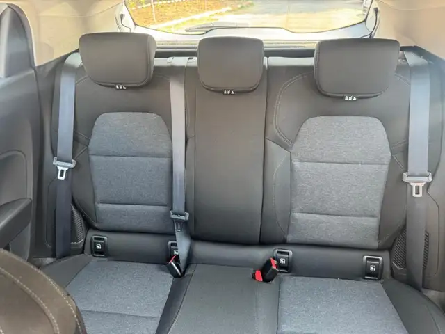 Renault Clio view 15