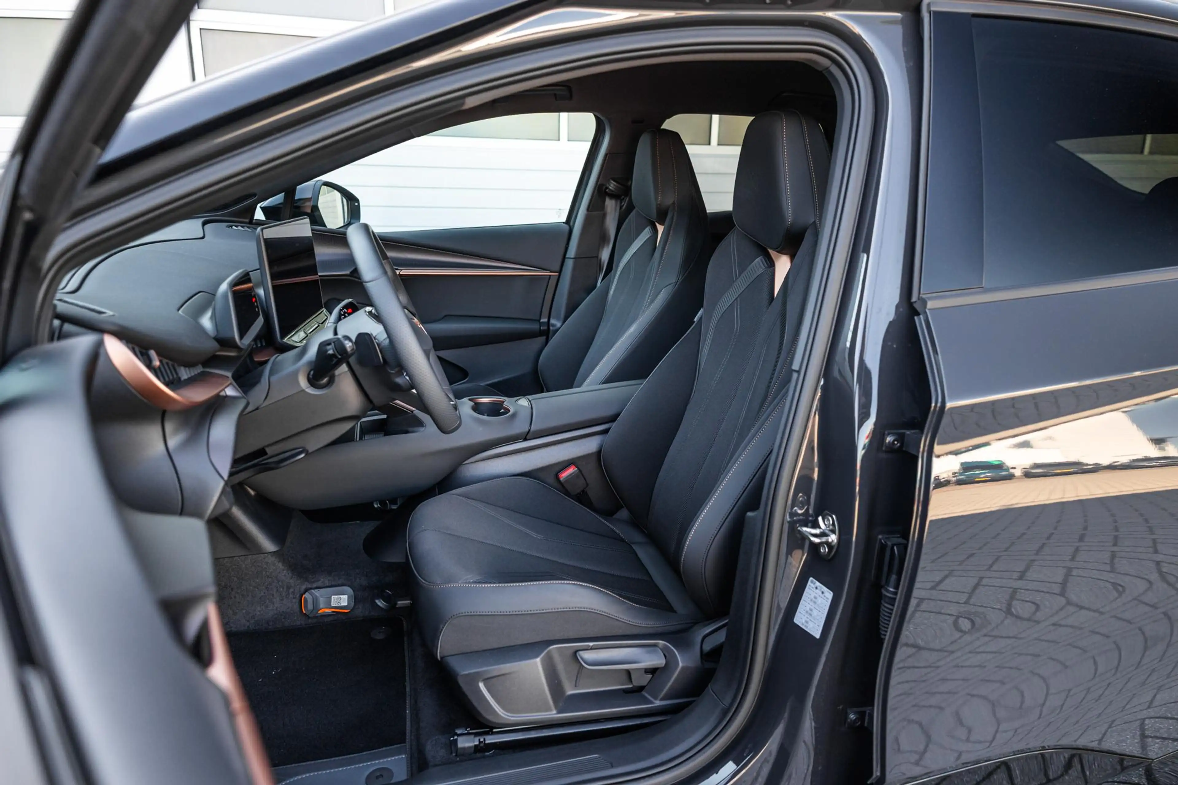 CUPRA Tavascan 286pk Business 82 kWh | Sportstoelen | Apple Carpl — photo 4