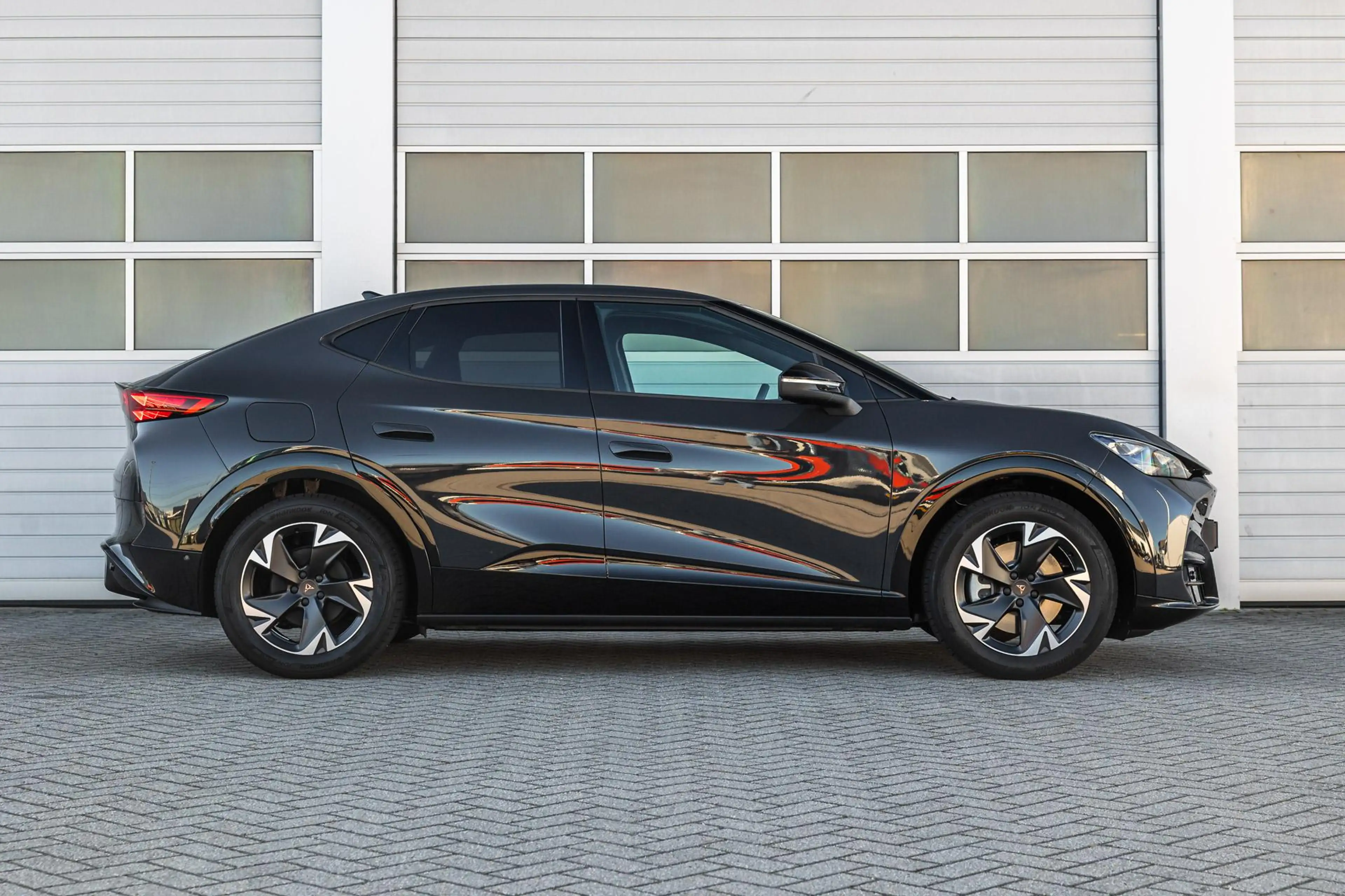CUPRA Tavascan 286pk Business 82 kWh | Sportstoelen | Apple Carpl — photo 3