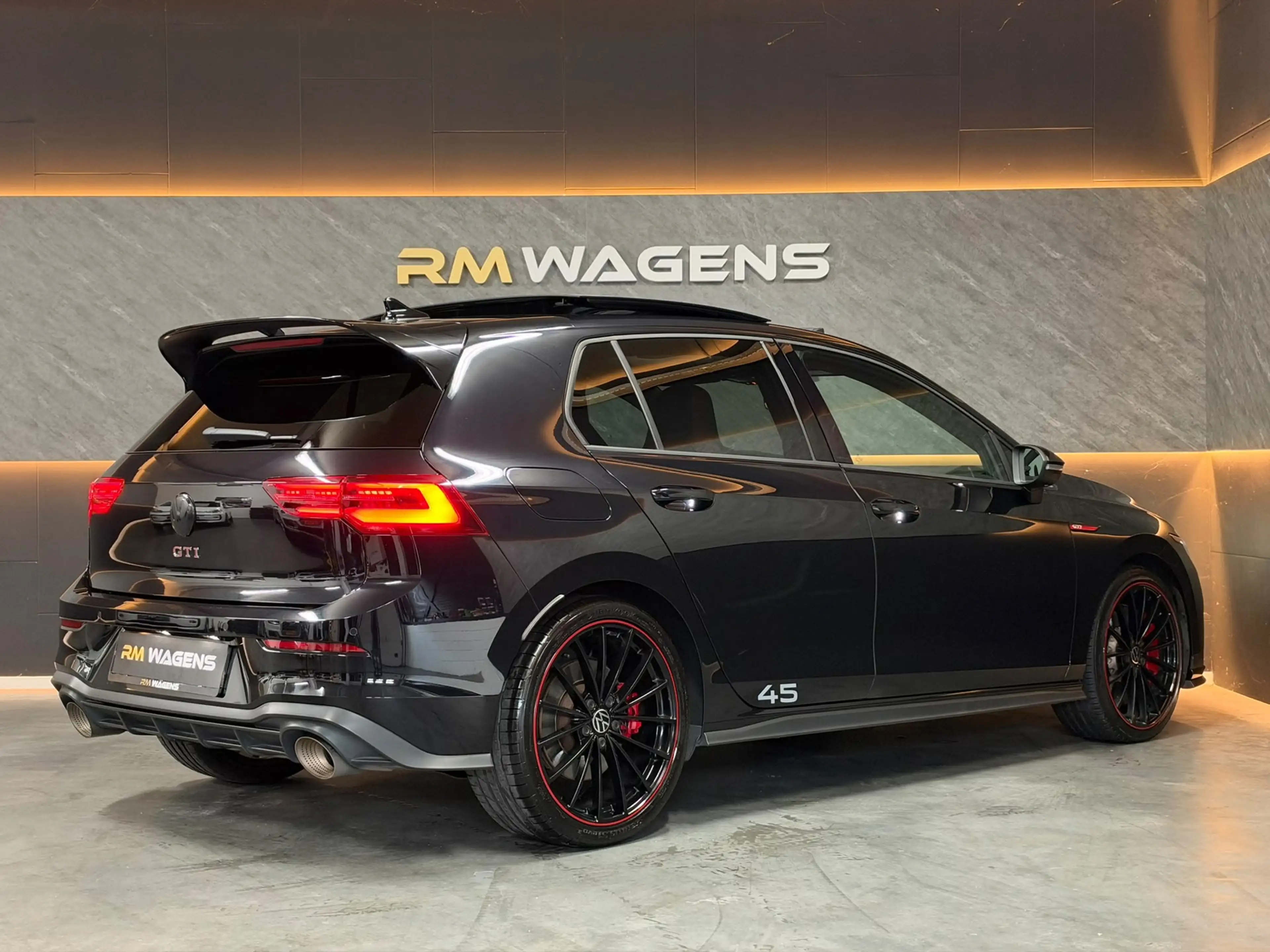 Volkswagen Golf GTI 2.0 TSI Clubsport 45 Jahre|Pano|CAM|H&K|IQ|Keyless — photo 2