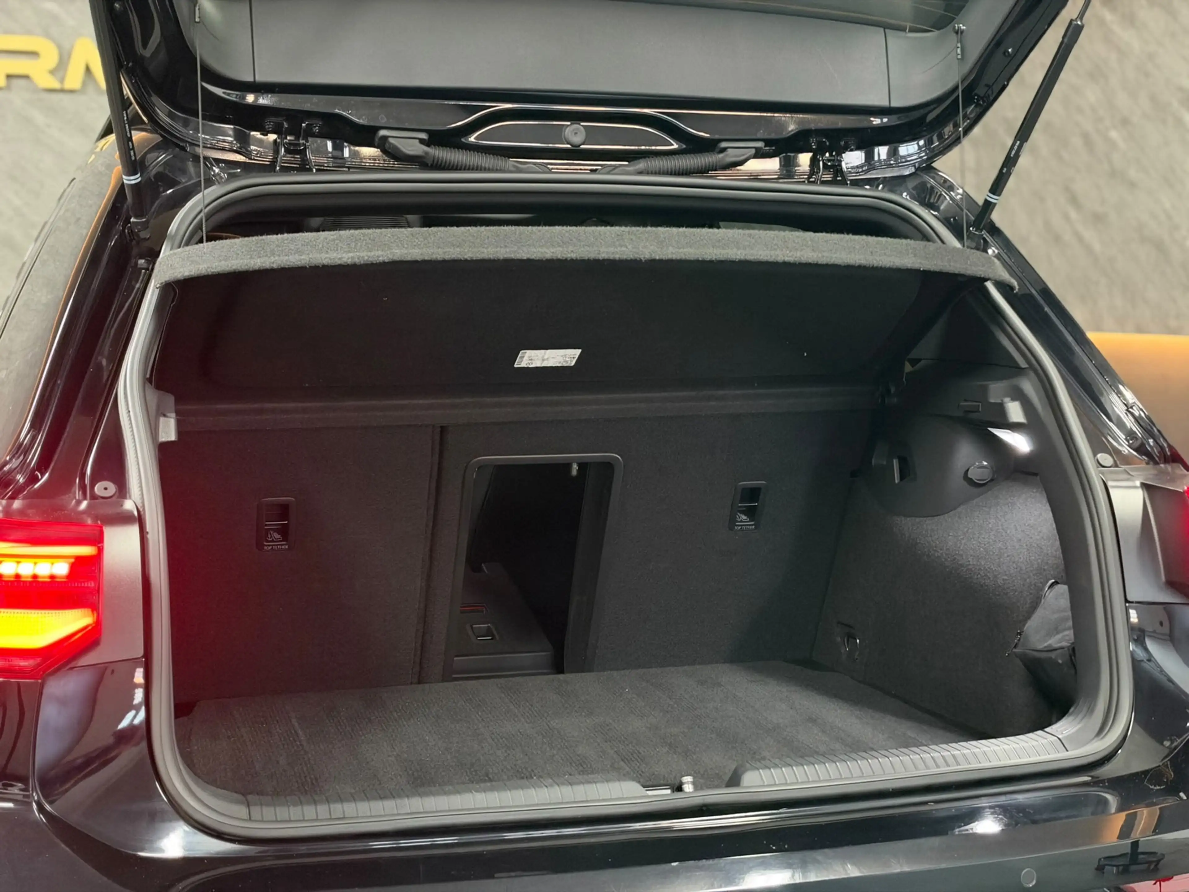 Volkswagen Golf GTI 2.0 TSI Clubsport 45 Jahre|Pano|CAM|H&K|IQ|Keyless — photo 14