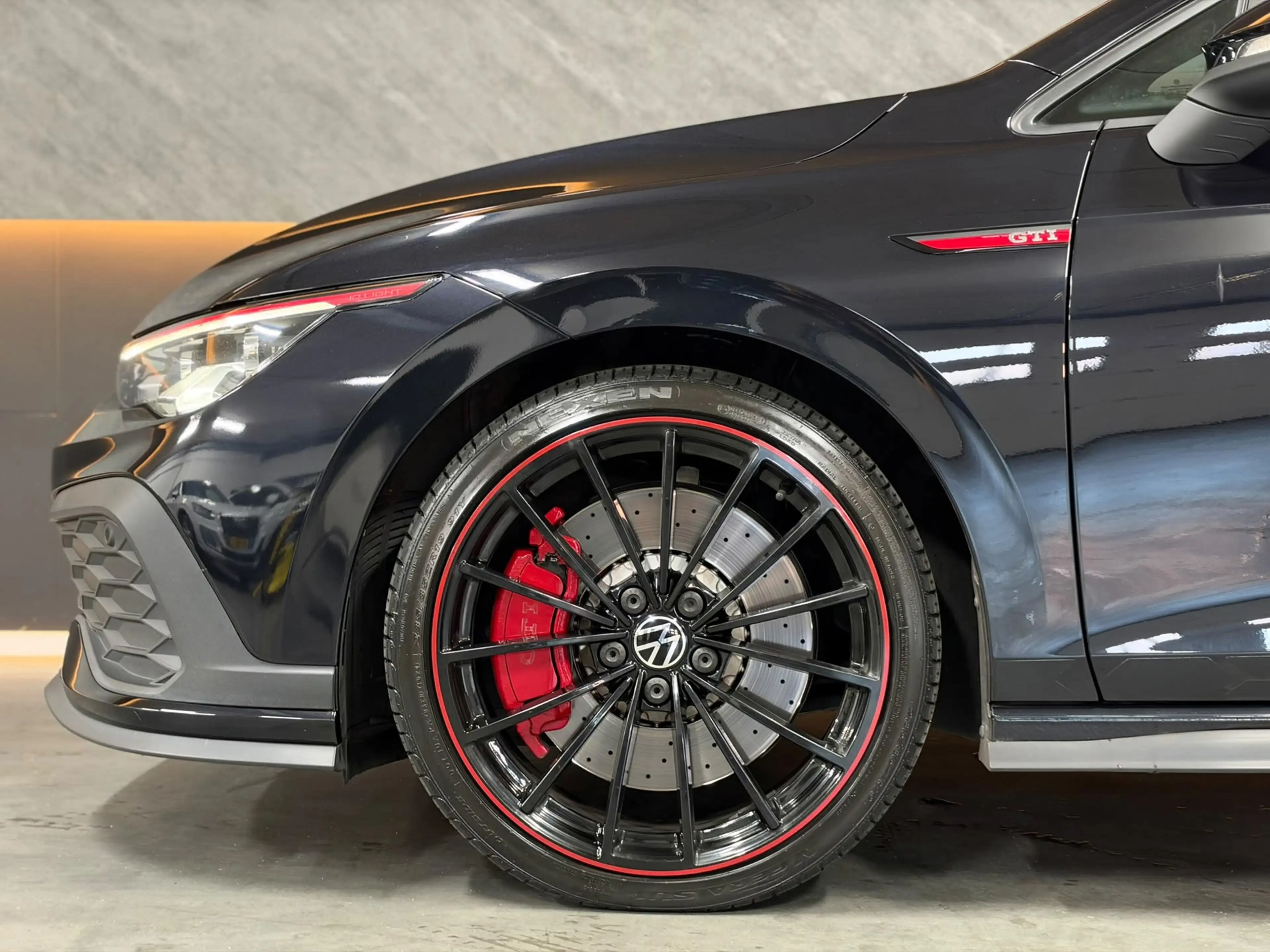 Volkswagen Golf GTI 2.0 TSI Clubsport 45 Jahre|Pano|CAM|H&K|IQ|Keyless — photo 17