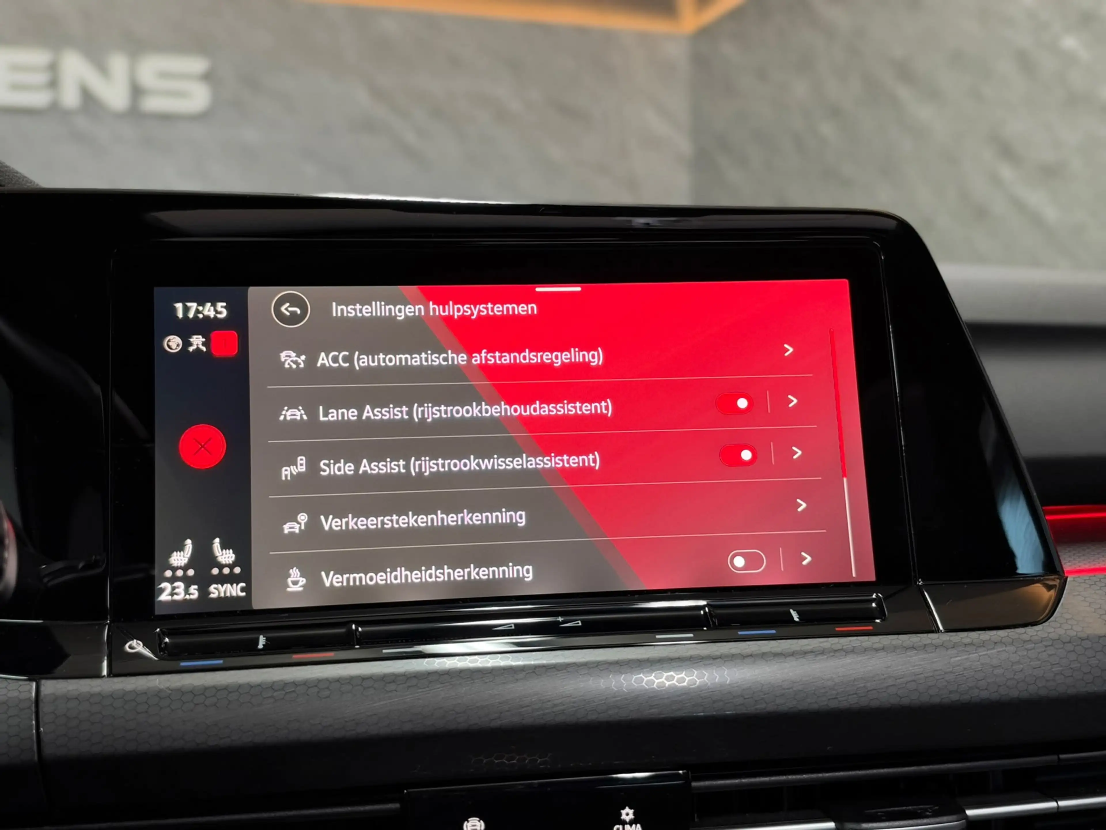 Volkswagen Golf GTI 2.0 TSI Clubsport 45 Jahre|Pano|CAM|H&K|IQ|Keyless — photo 44
