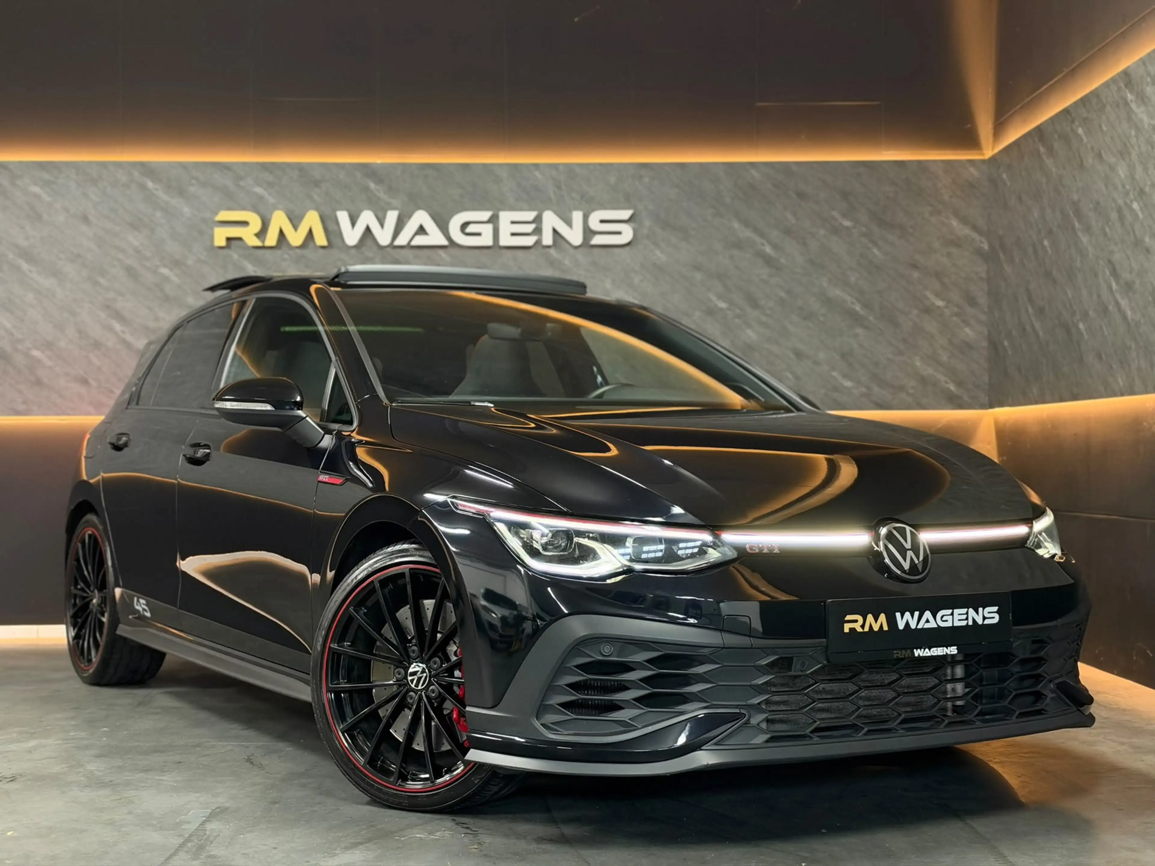 Volkswagen Golf GTI 2.0 TSI Clubsport 45 Jahre|Pano|CAM|H&K|IQ|Keyless — photo 4