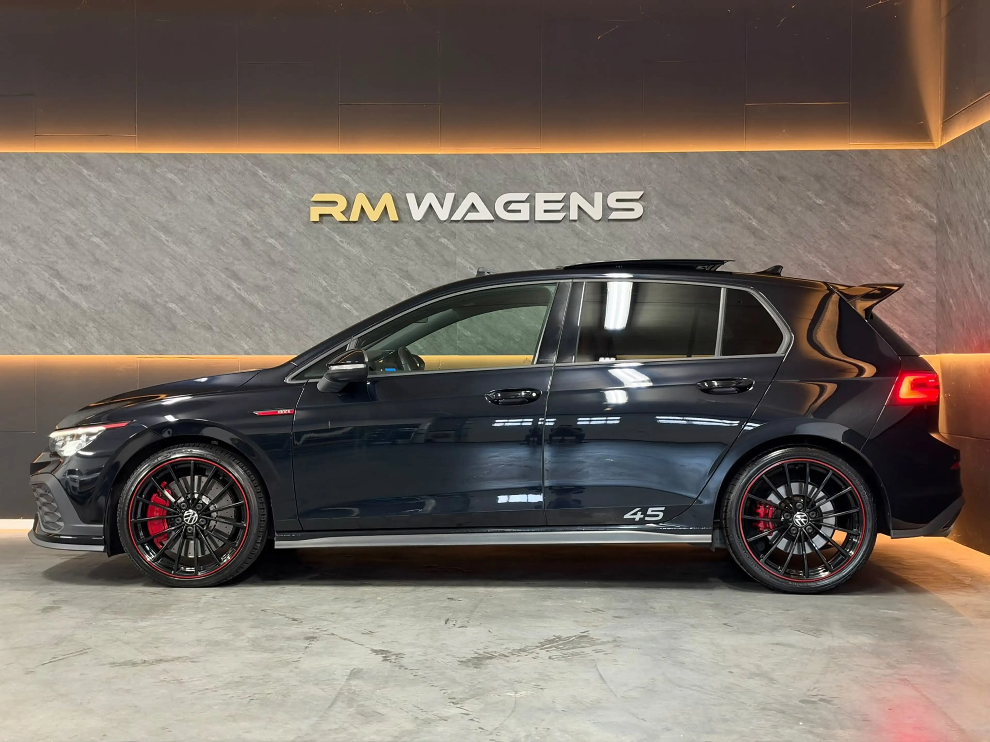 Volkswagen Golf GTI 2.0 TSI Clubsport 45 Jahre|Pano|CAM|H&K|IQ|Keyless — photo 16