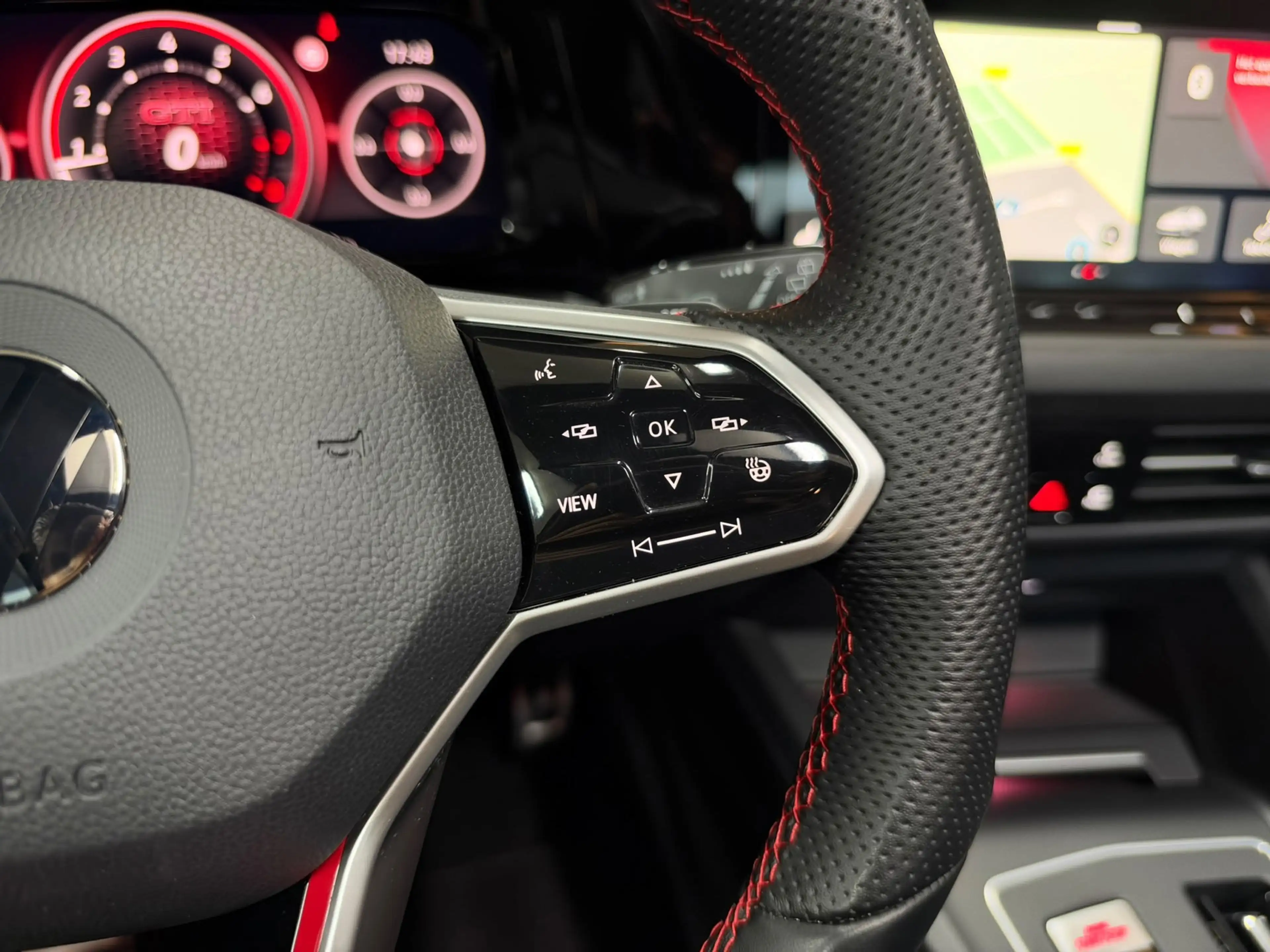 Volkswagen Golf GTI 2.0 TSI Clubsport 45 Jahre|Pano|CAM|H&K|IQ|Keyless — photo 27