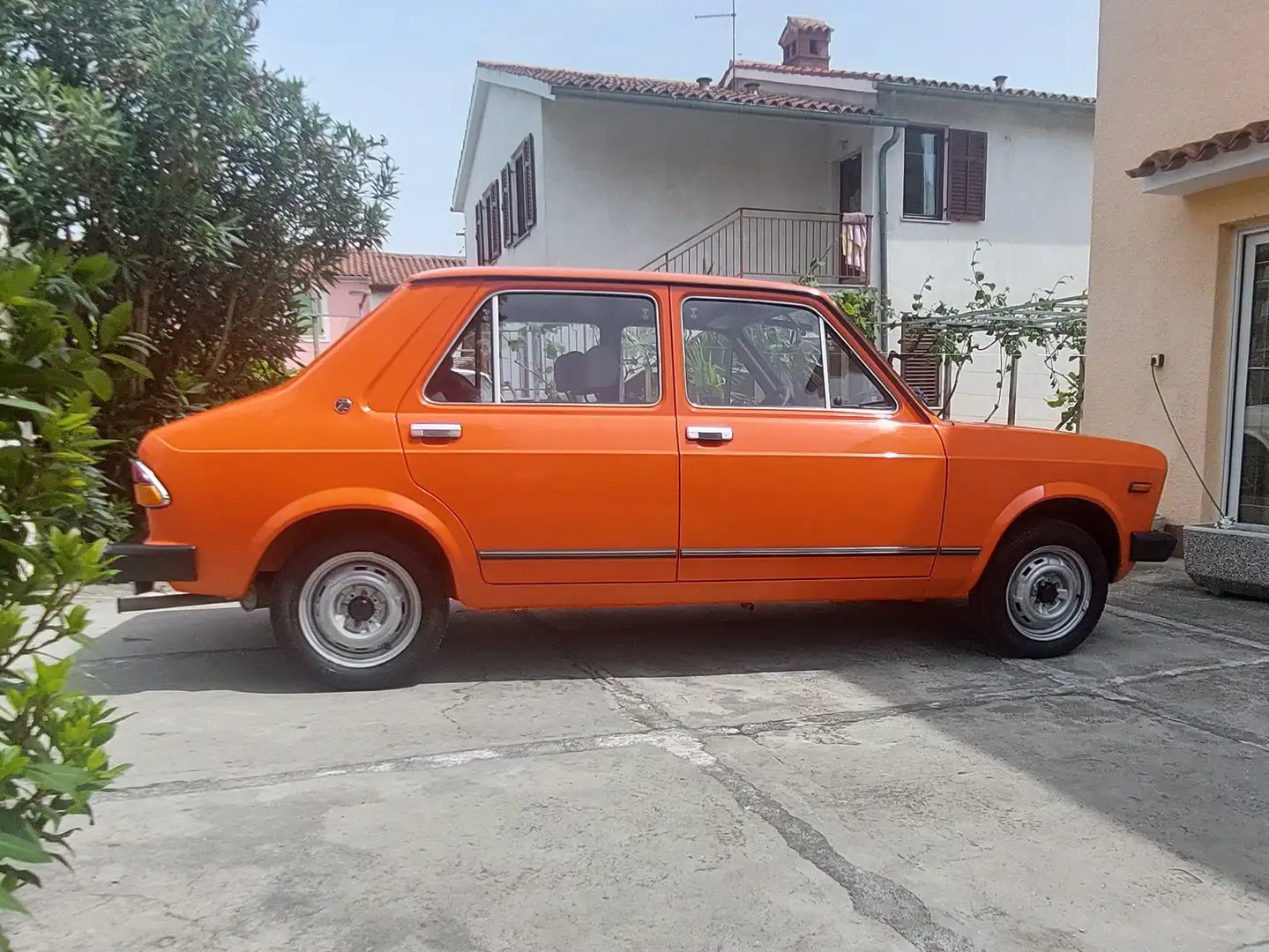 Zastava 101 GTL55 Arancione - 1