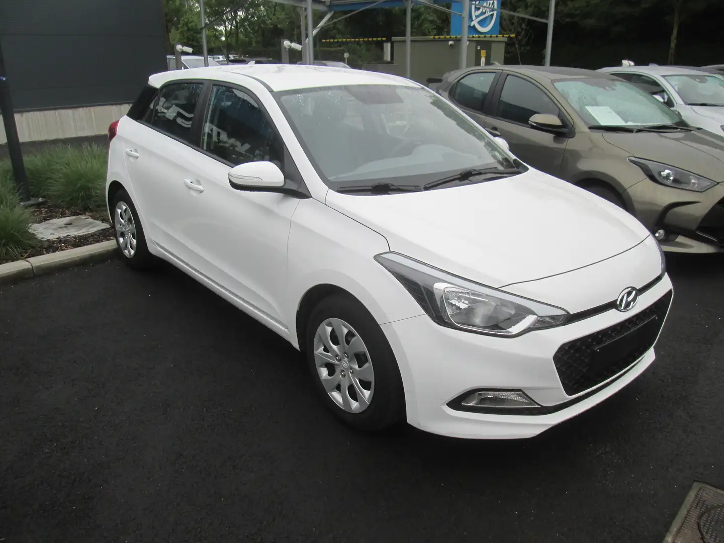 Hyundai i20 1.2i Air Blanc - 2