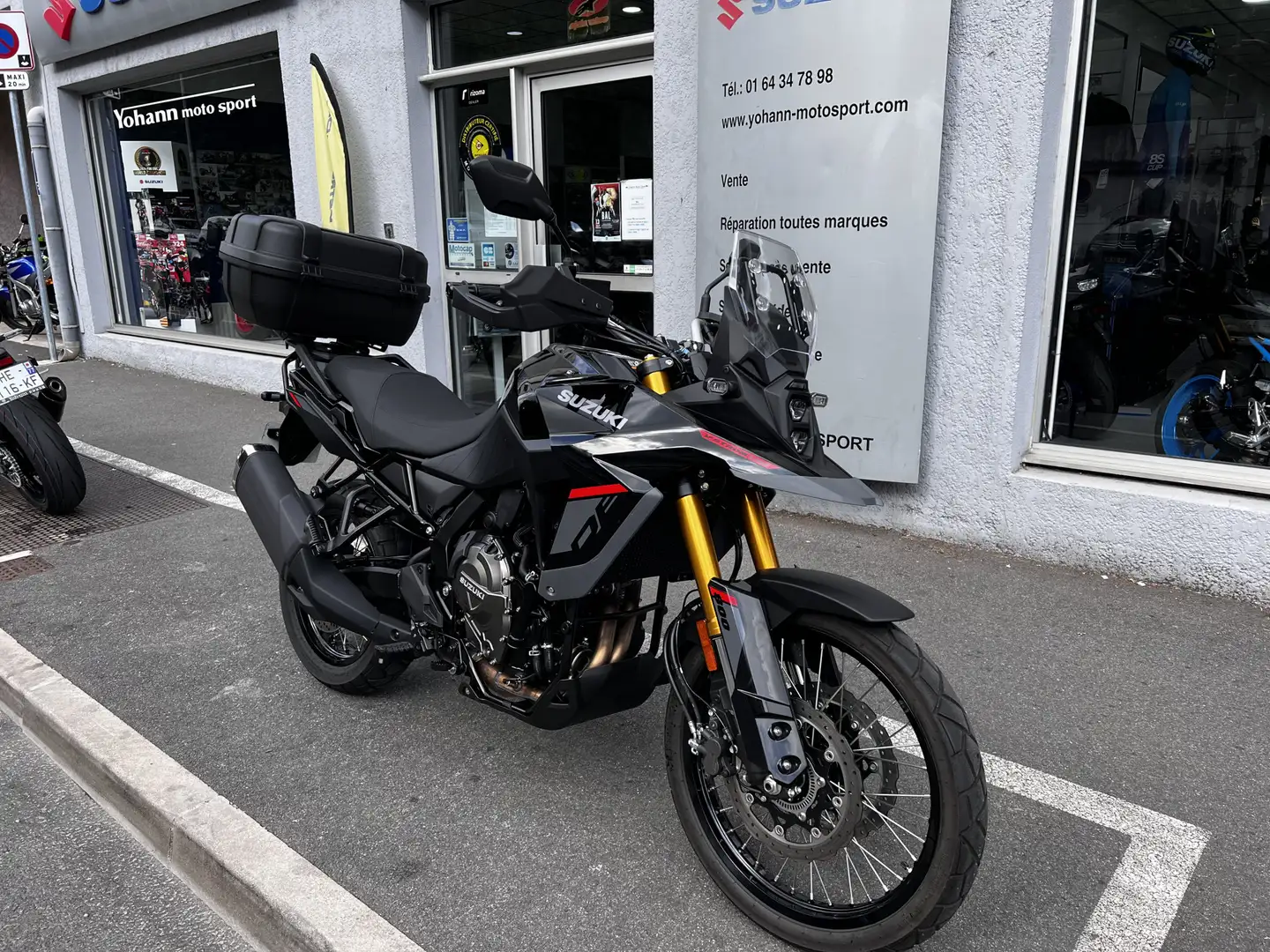Suzuki V-Strom 800DE Noir - 2