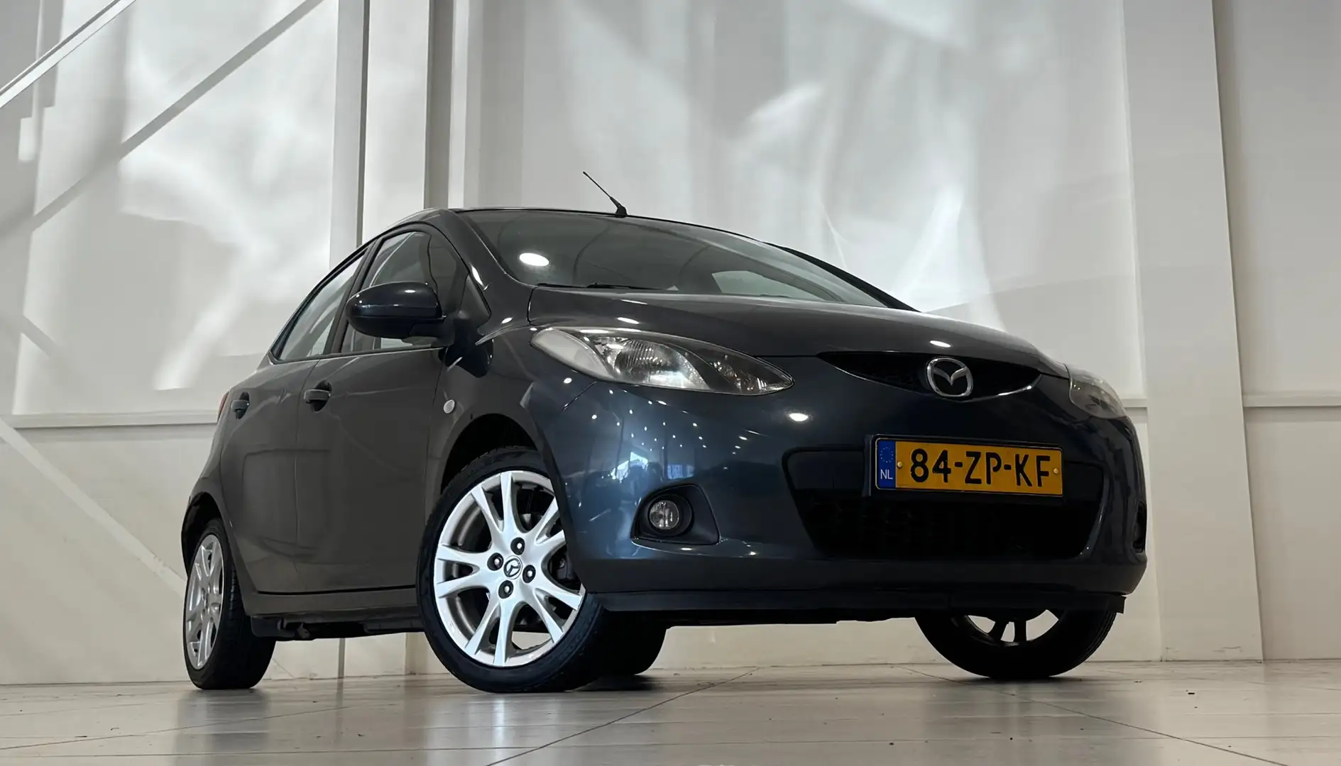 Mazda 2 1.3hp S-VT Executive 2e Eigenaar Stoelverwarming! Grau - 2