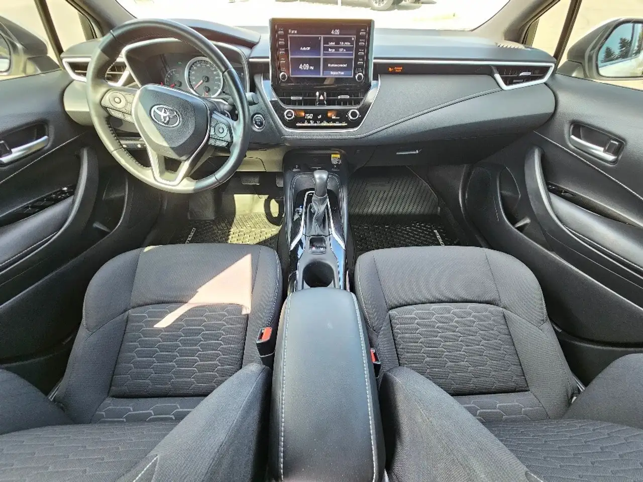 Toyota Corolla снимка Toyota Corolla