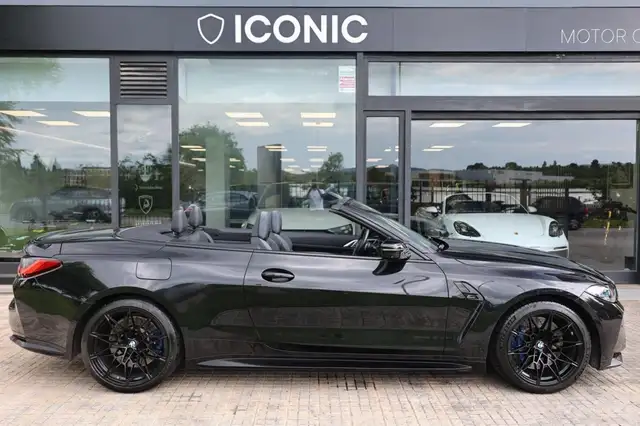 BMW M4 view 2