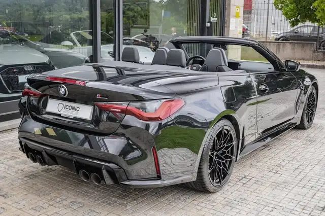 BMW M4 view 7