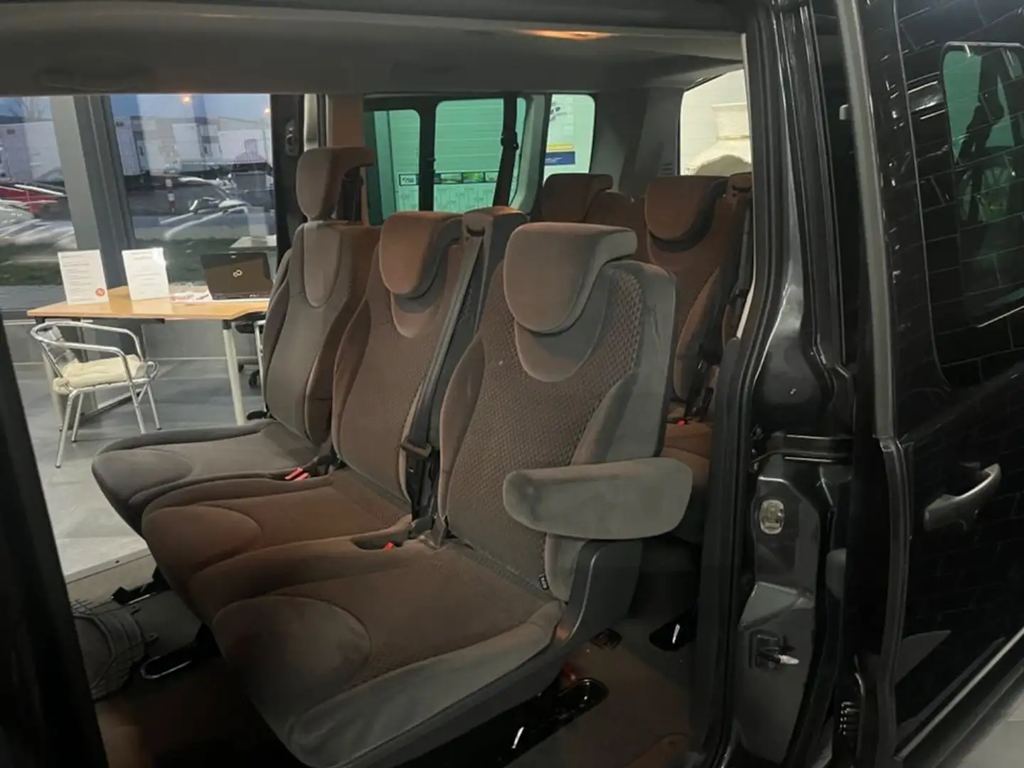 Peugeot Expert Tepee 2.0 HDi 163CV PL Allure Gri - 2