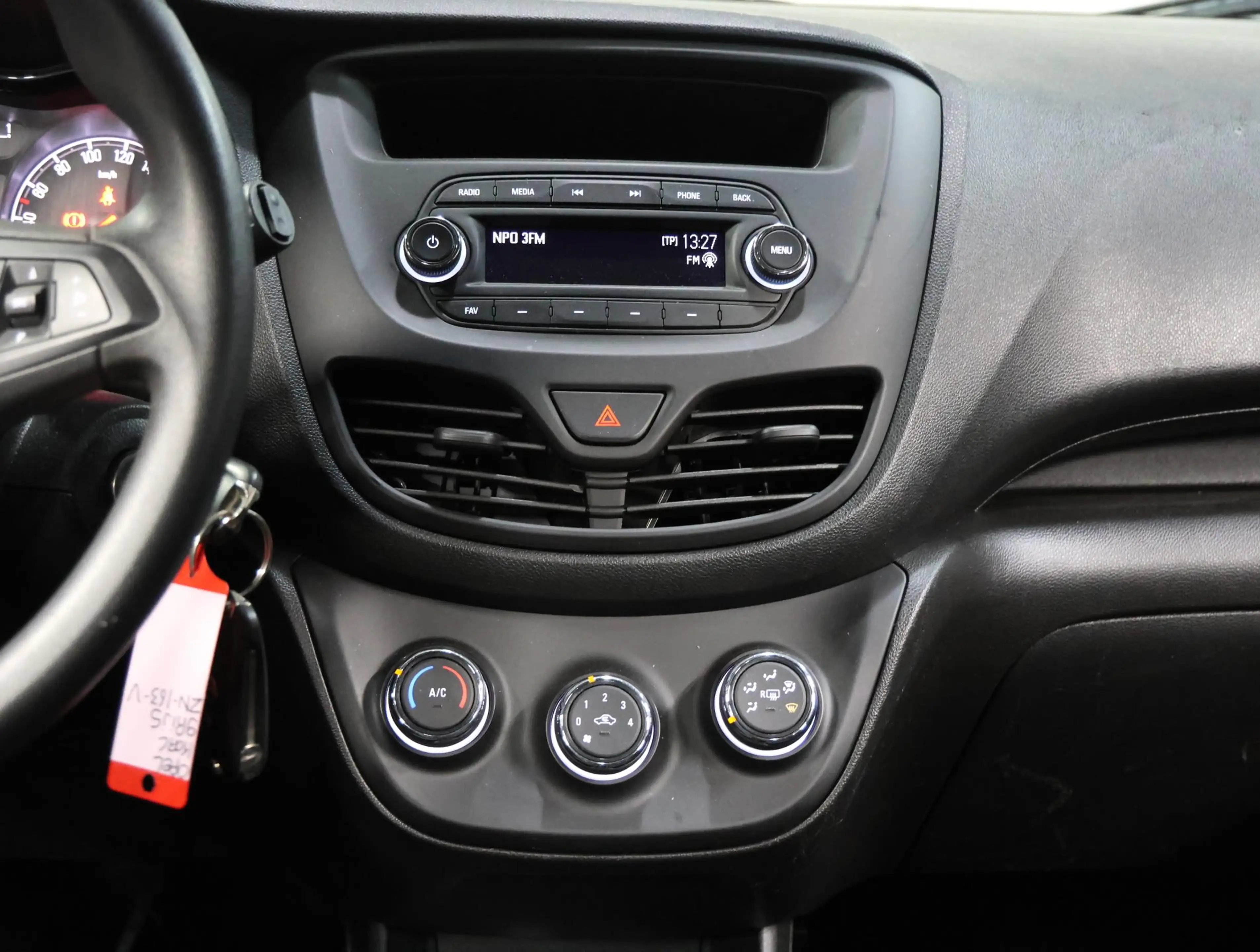 Opel Karl 1.0 75pk 120 Jaar Edition | Airco | Cruise control — photo 14