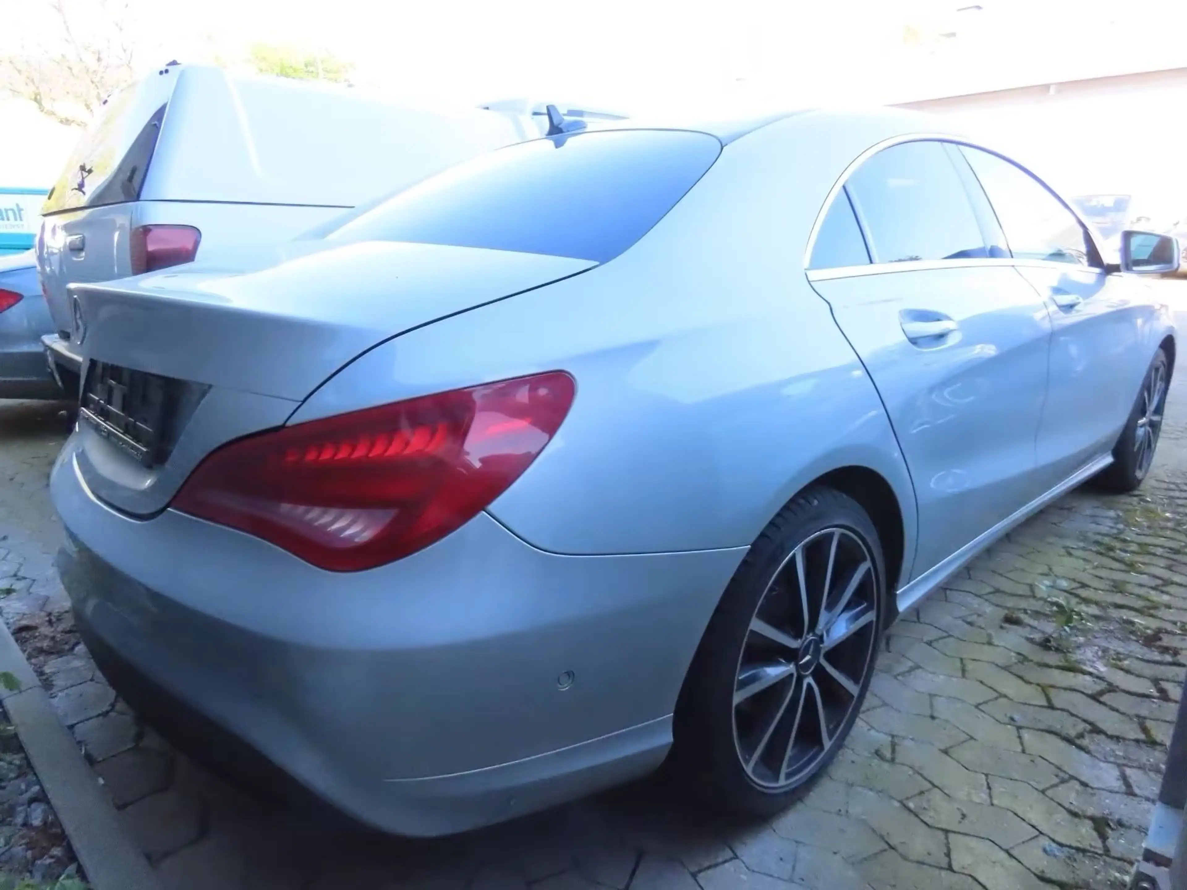 Mercedes-Benz CLA 200 Edition 1 Autom. Leder Klima — photo 4
