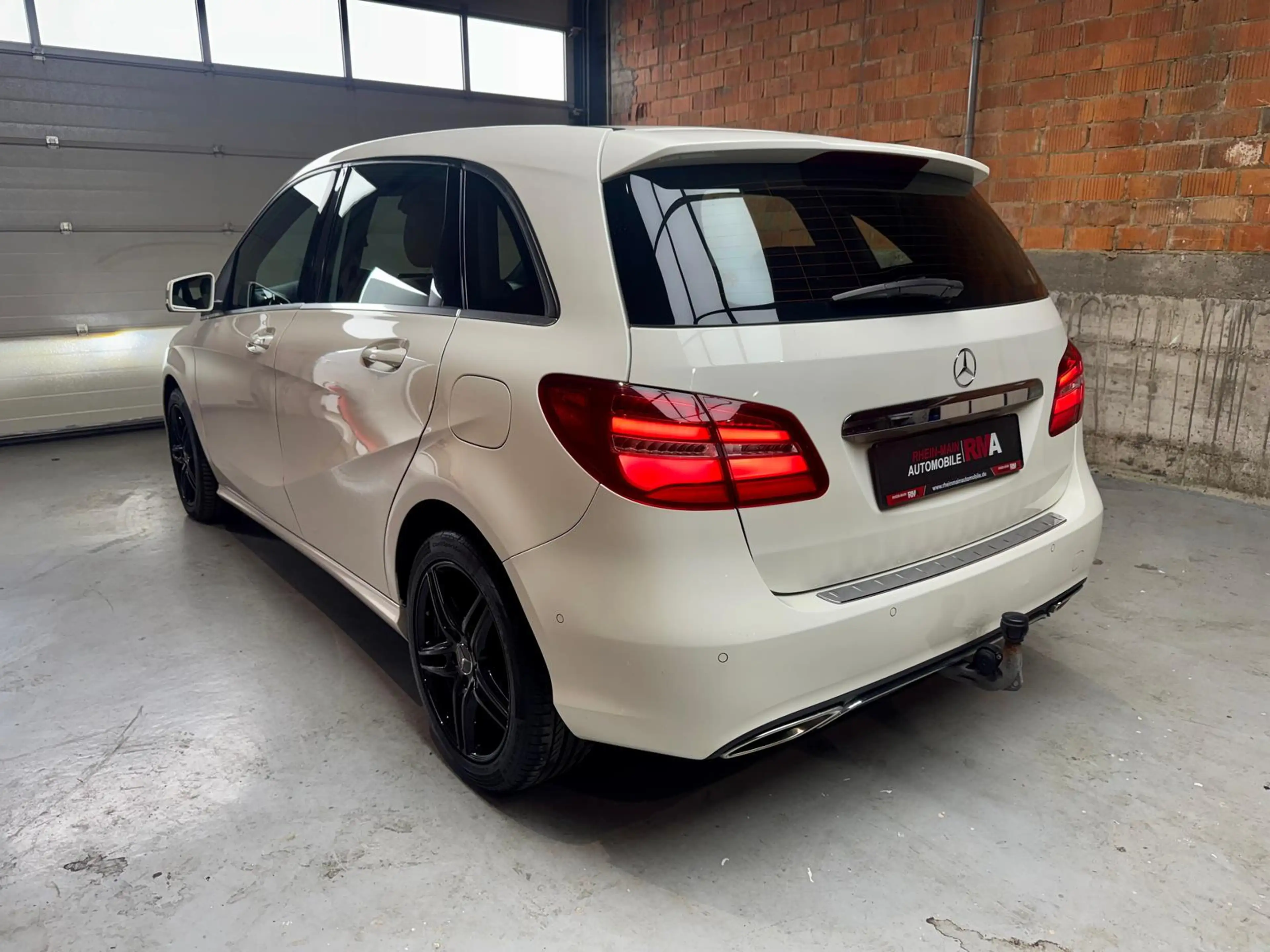 Mercedes-Benz B 200 CDI 4Matic 2.1 CDI+NAVI+LED+AHK+KLIMA+ — photo 11