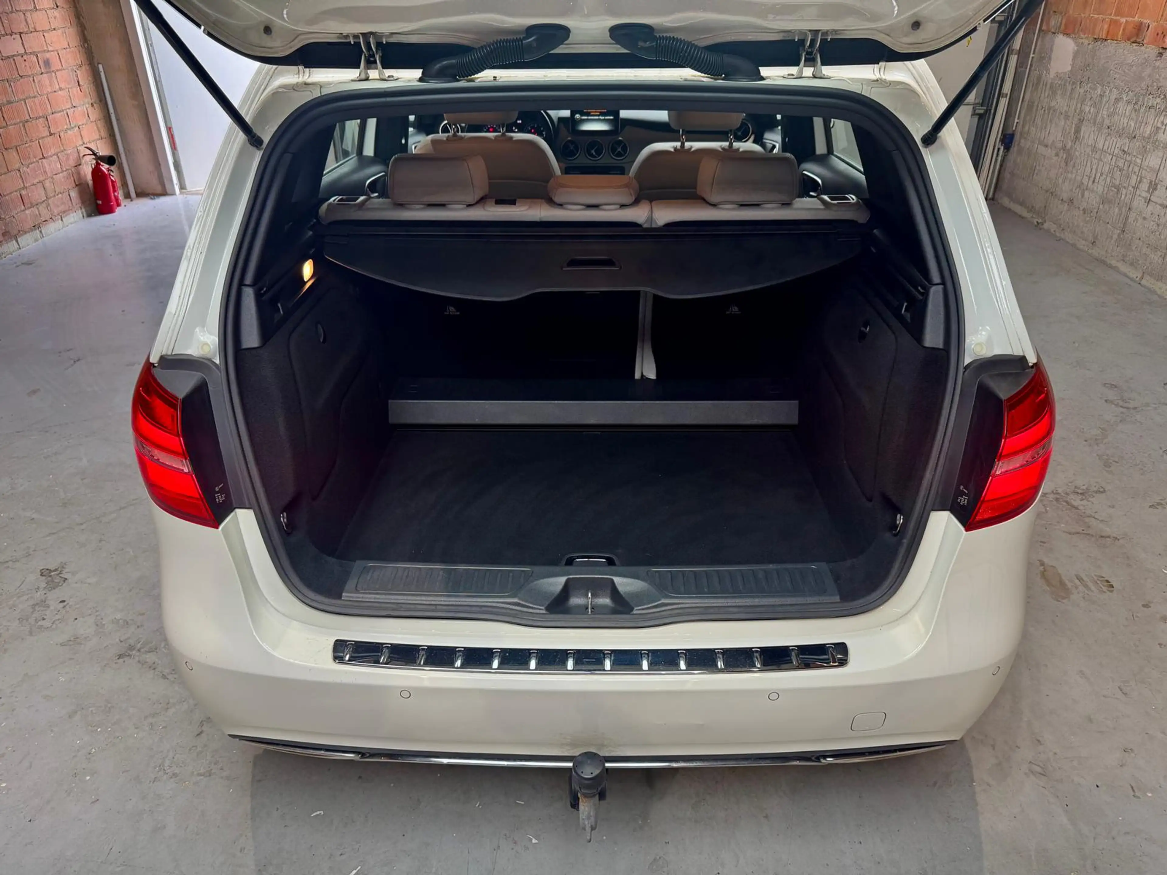 Mercedes-Benz B 200 CDI 4Matic 2.1 CDI+NAVI+LED+AHK+KLIMA+ — photo 12