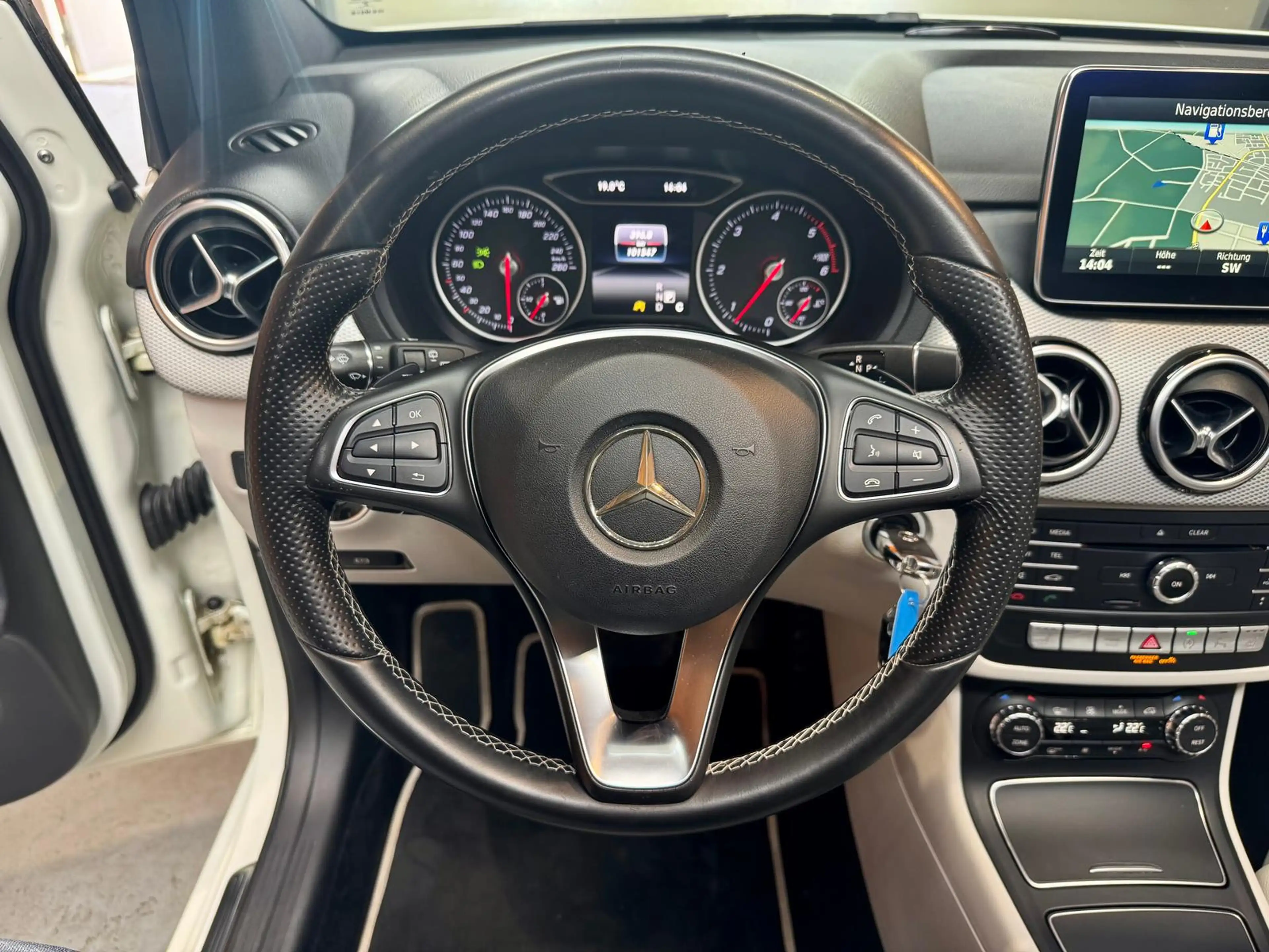 Mercedes-Benz B 200 CDI 4Matic 2.1 CDI+NAVI+LED+AHK+KLIMA+ — photo 27