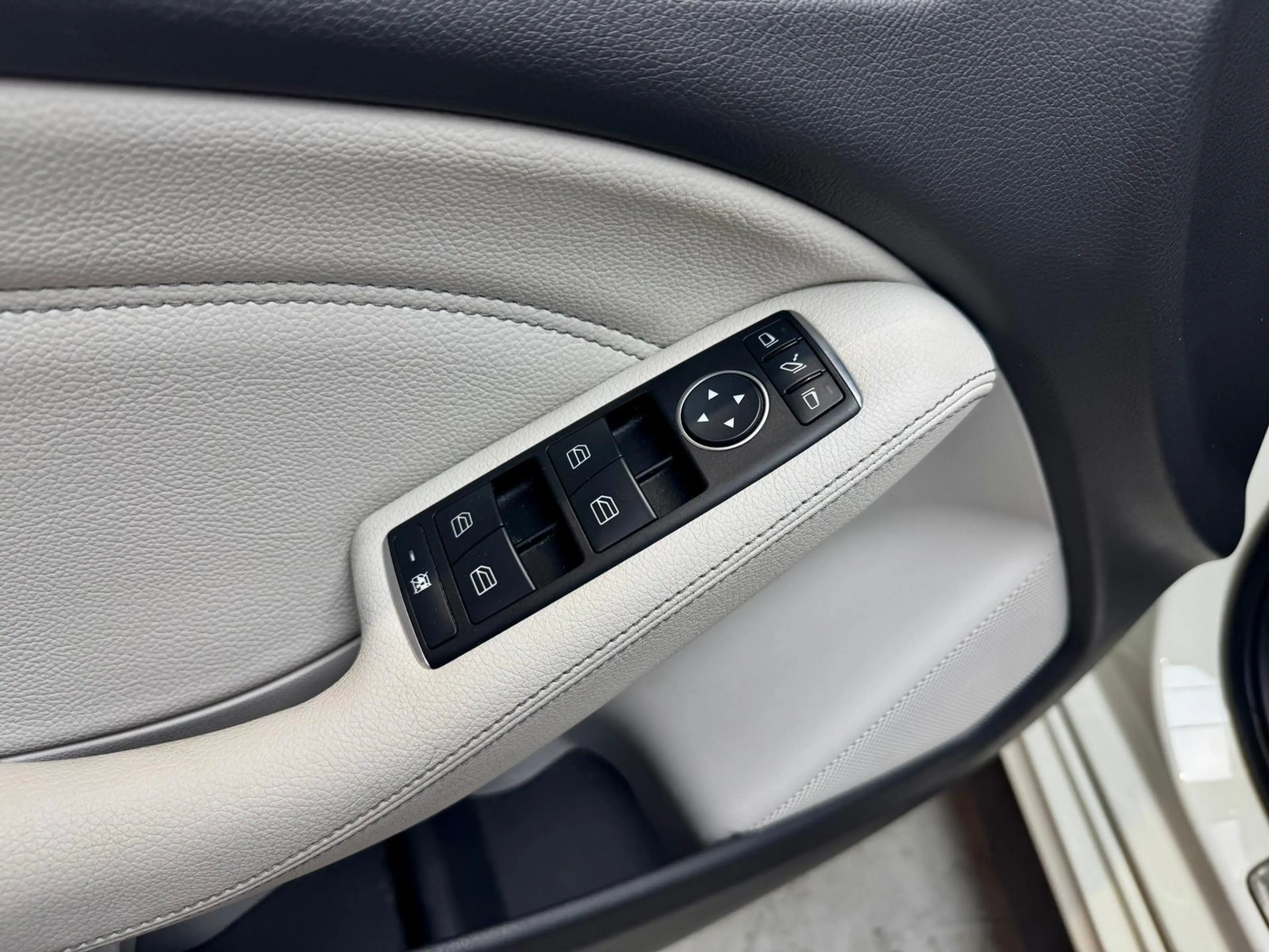 Mercedes-Benz B 200 CDI 4Matic 2.1 CDI+NAVI+LED+AHK+KLIMA+ — photo 24
