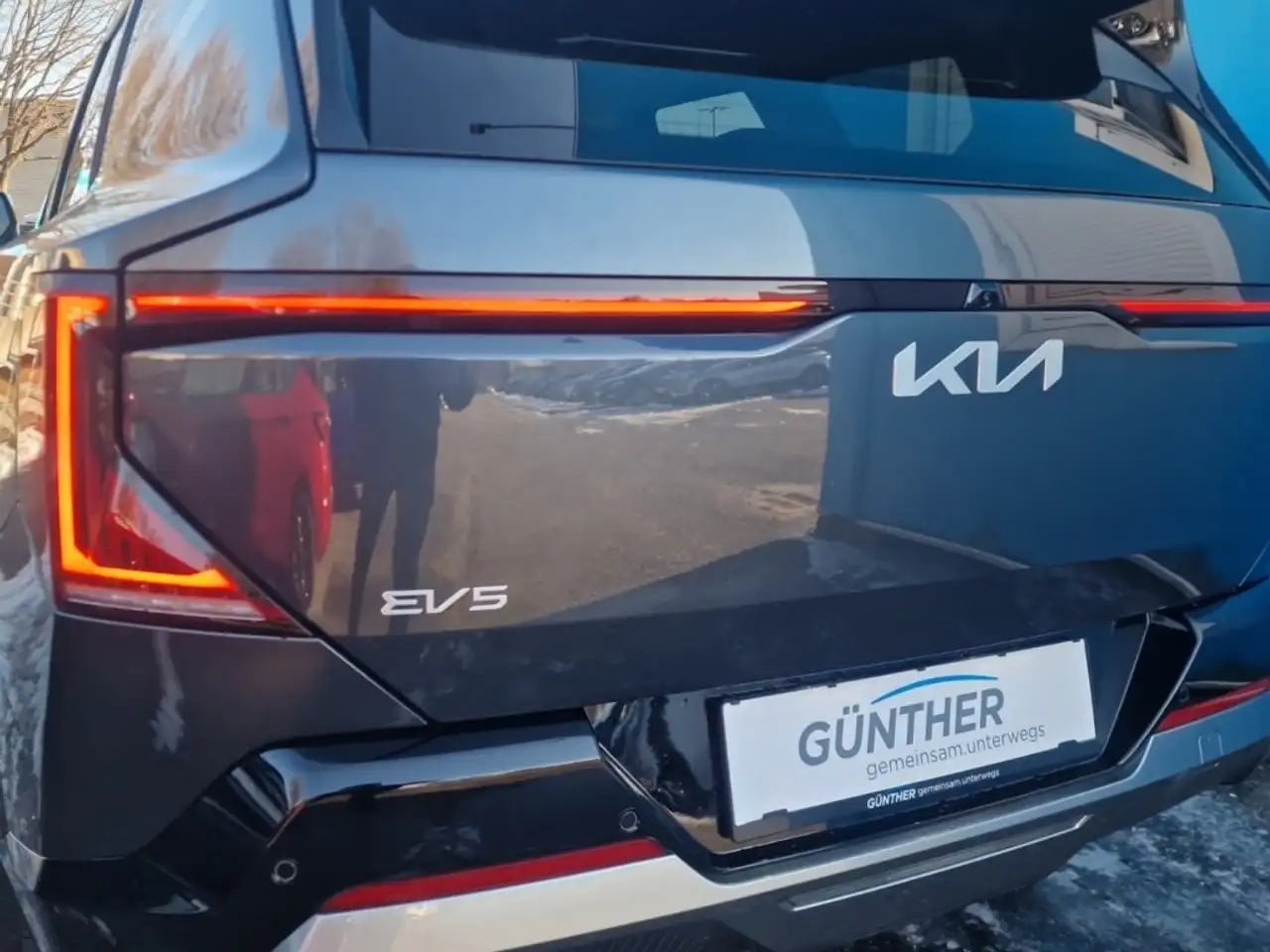 Kia EV5 1ST EDITION 81,4KWH AT FWD 216 MY26 13