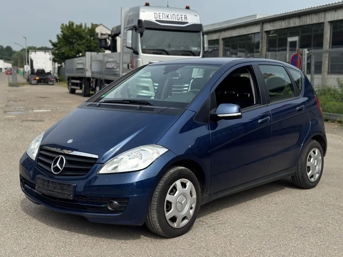 Mercedes-Benz A 180 A180 CDI Automatik 4-Türer Euro5 Klima Sitzhzg Blau - 1