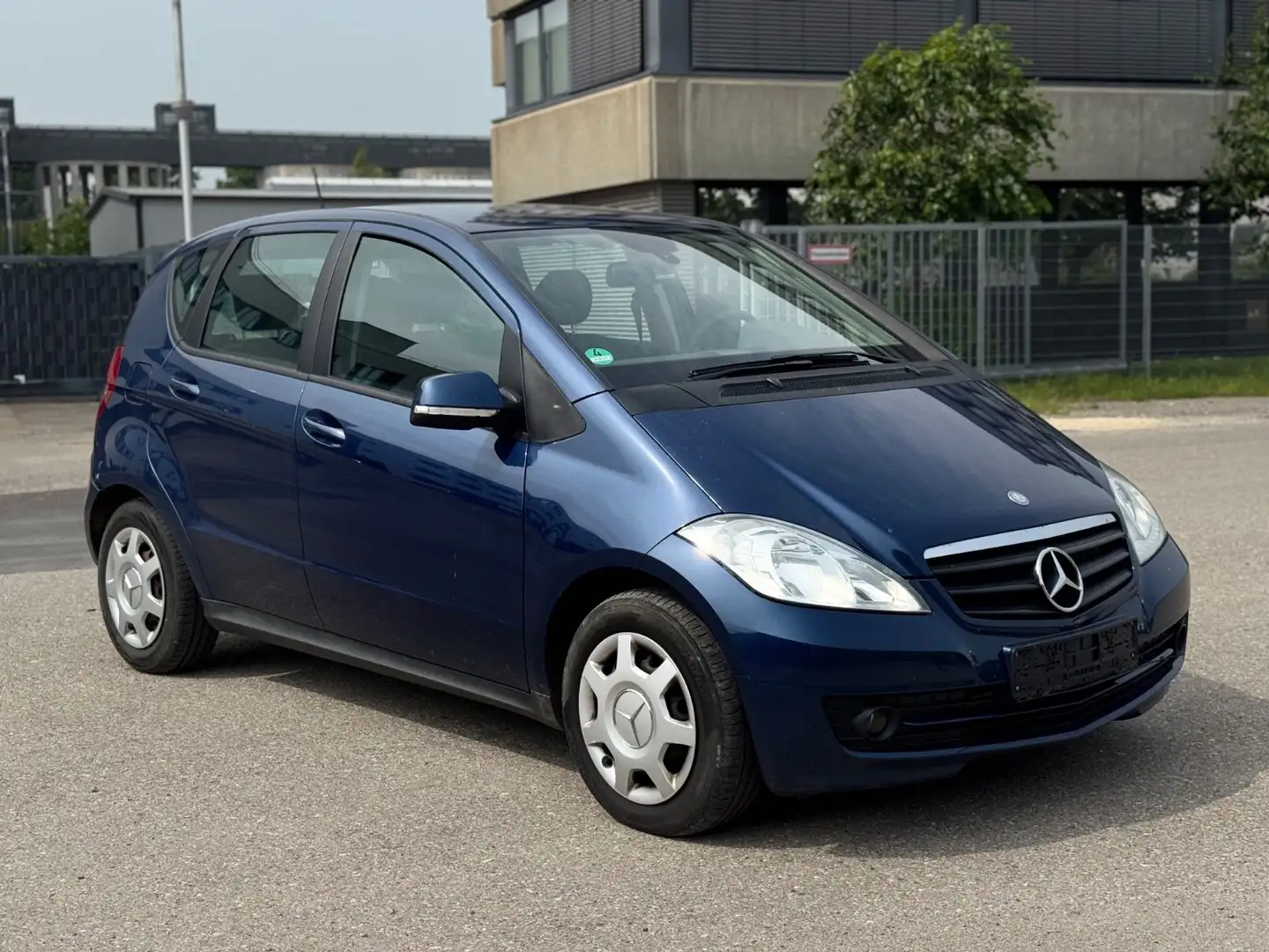 Mercedes-Benz A 180 A180 CDI Automatik 4-Türer Euro5 Klima Sitzhzg Blau - 2
