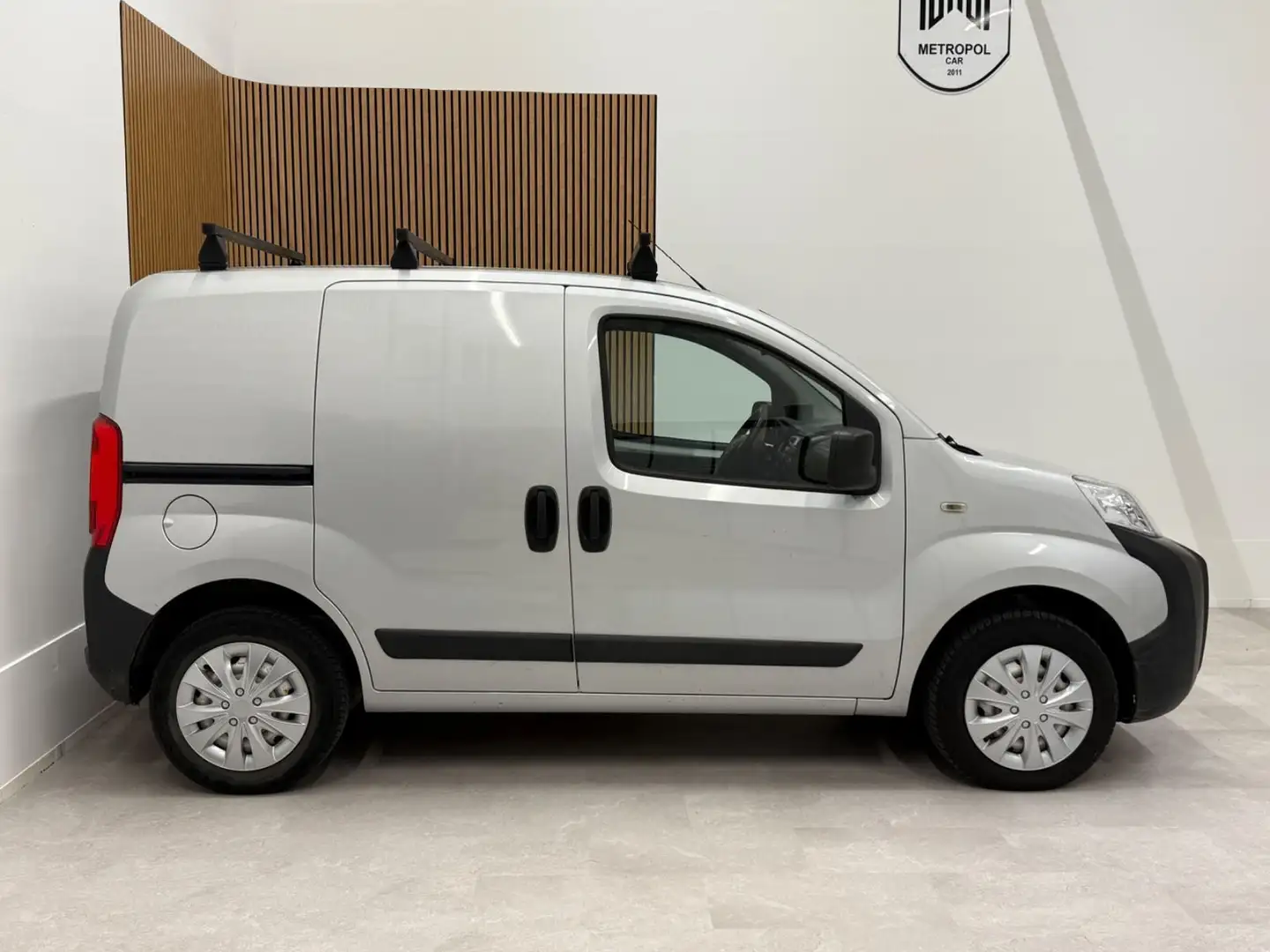 Citroen Nemo 1.4 Niveau A MwST/PDC/SERVO/ZV+TÜV 05.27 Срібний - 2