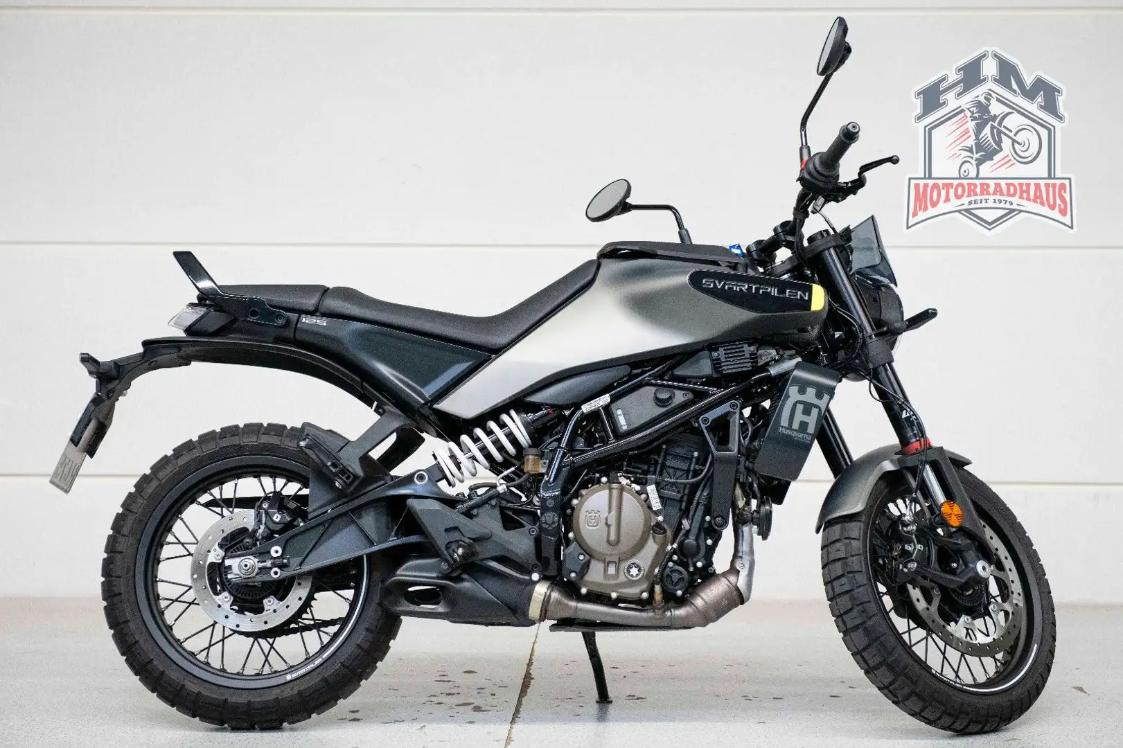 Husqvarna 125 Svartpilen Schwarz - 2