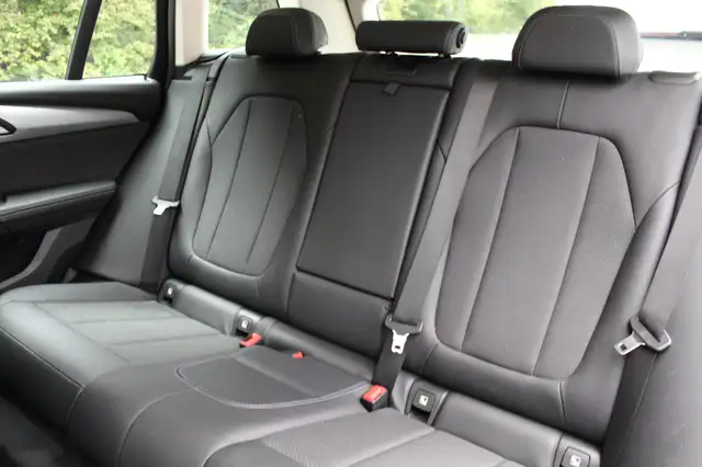 BMW X3 view 13