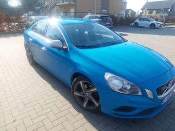 2.0 D3 R-Design polestar edition rebel blue