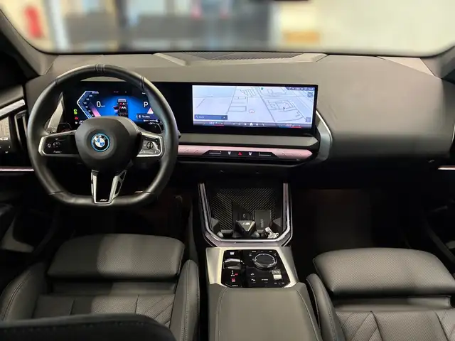 BMW X3 view 9