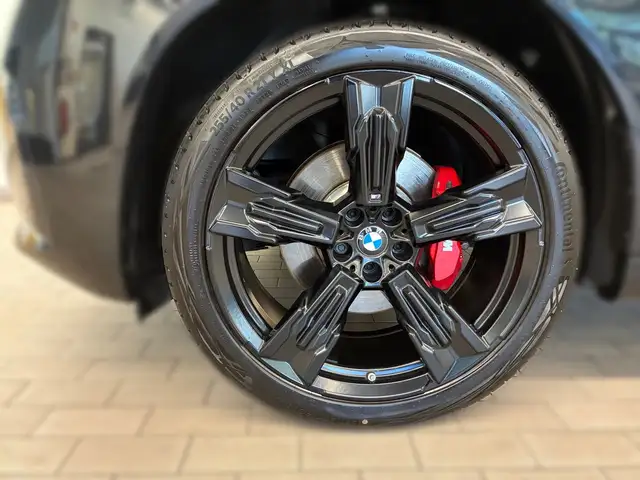 BMW X3 view 3