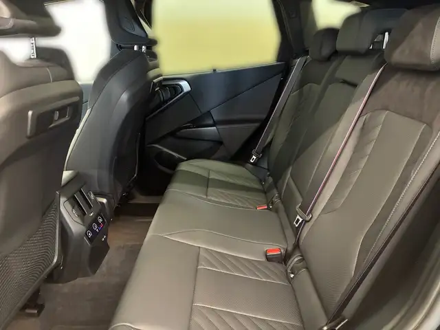 BMW X3 view 7