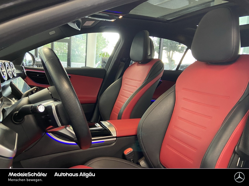 Mercedes-Benz C 300 C 300 d AMG LED Night Pano Kam Ambi LEDER ROT Park — photo 12
