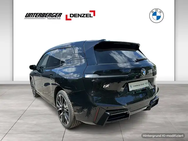 BMW Ix view 4