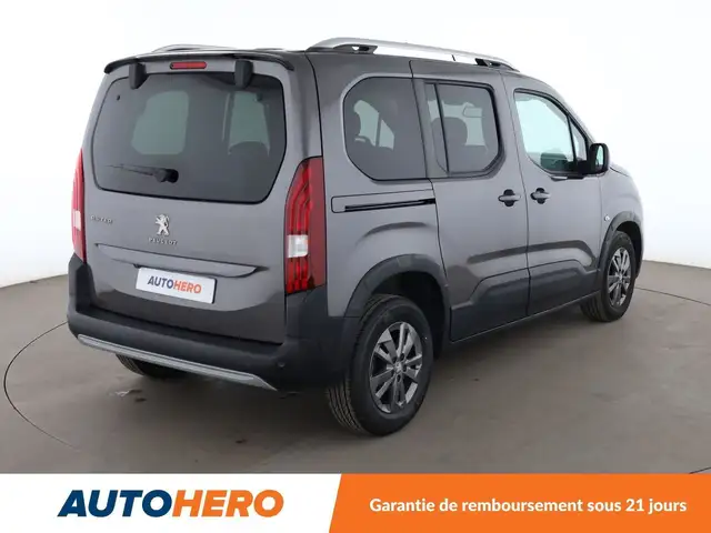 Peugeot Rifter view 6
