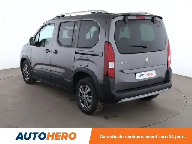 Peugeot Rifter view 4