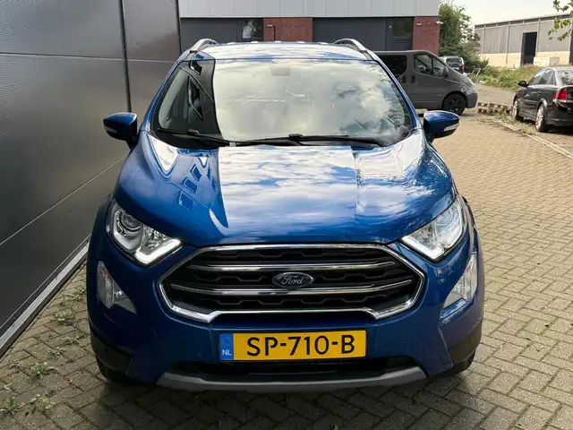 Ford EcoSport view 6