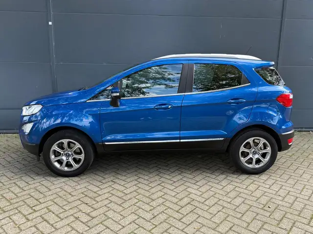 Ford EcoSport view 5