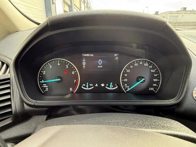 Ford EcoSport view 12