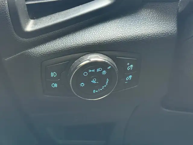 Ford EcoSport view 28