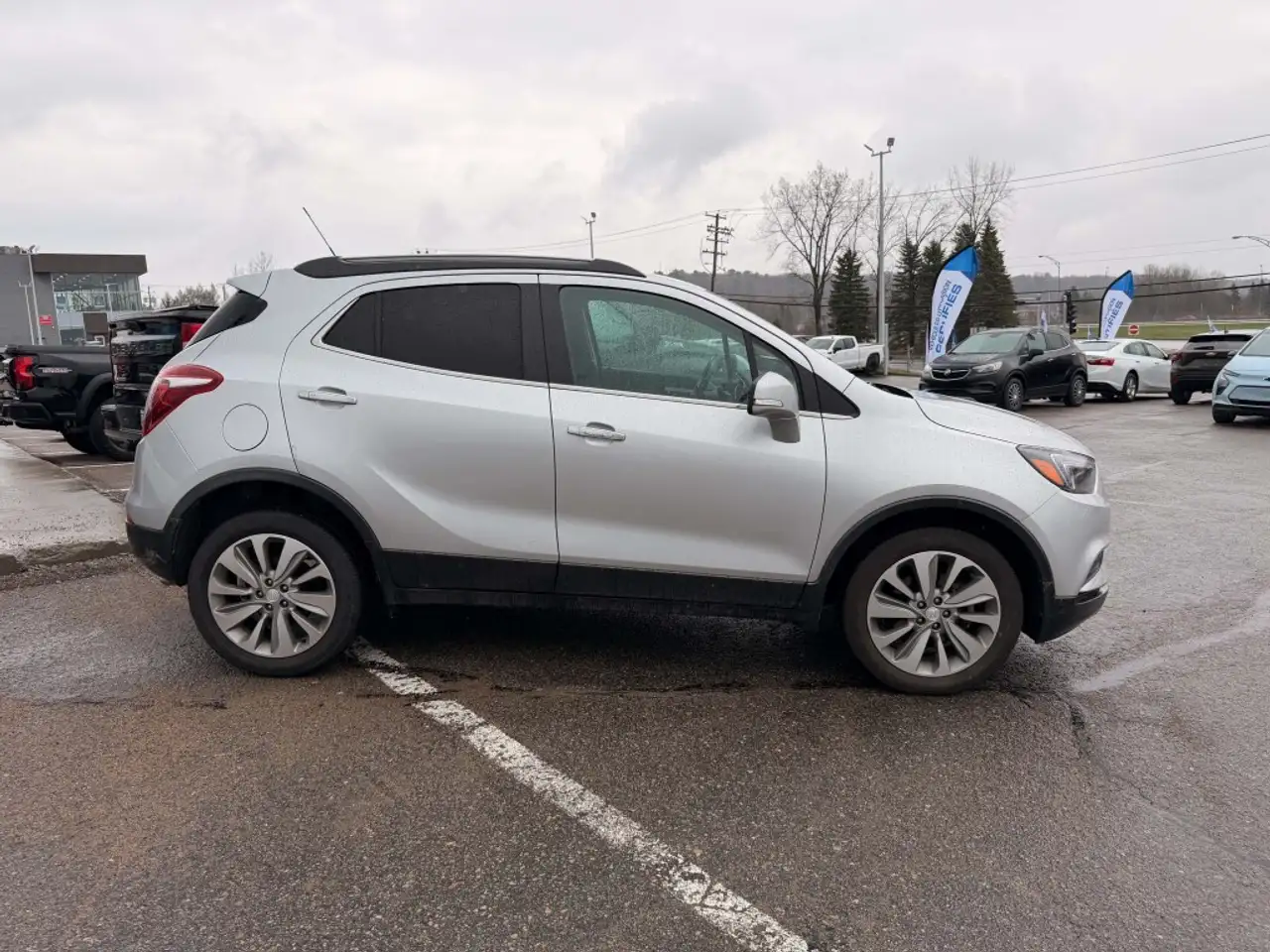 Buick Encore снимка Buick Encore