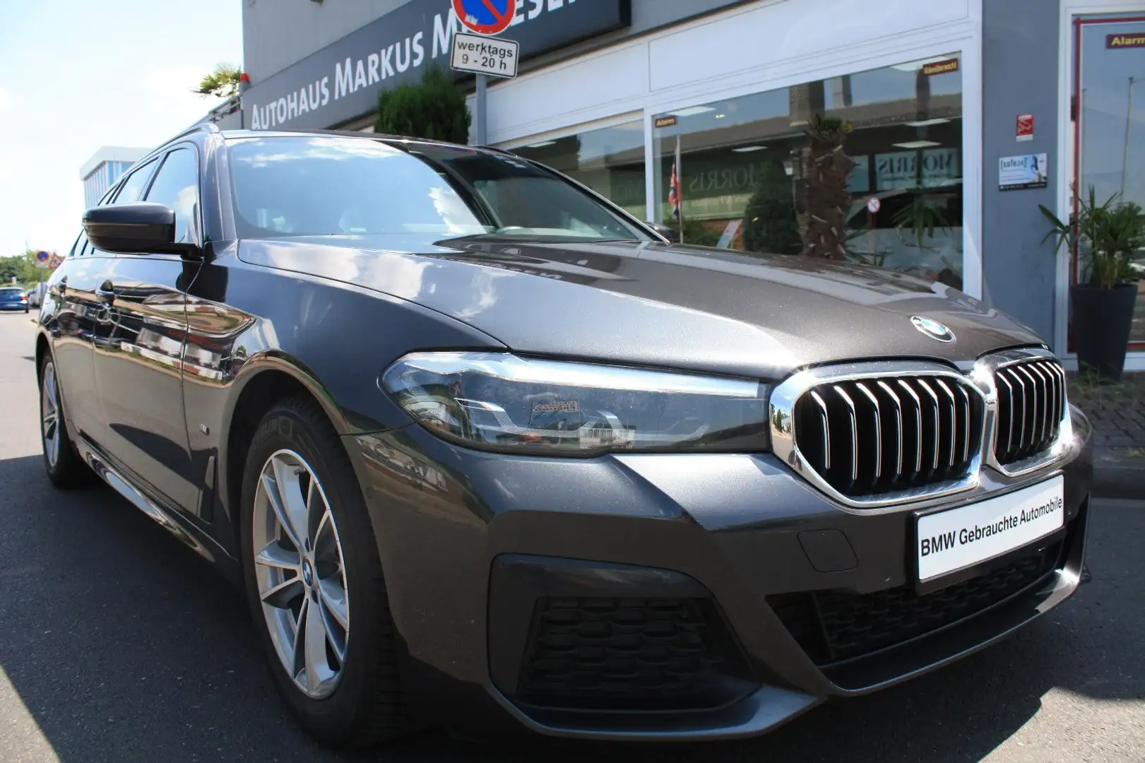 BMW 520 Baureihe 5 Touring 520 d M Sport Gris - 1