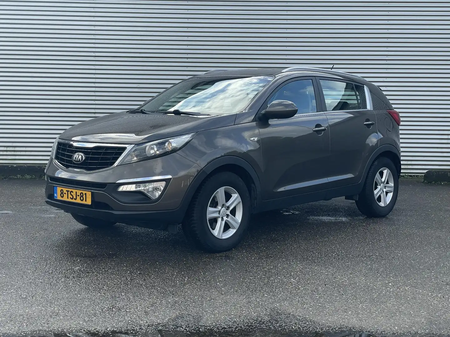 Kia Sportage 1.6 GDI ComfortLine Grijs - 1